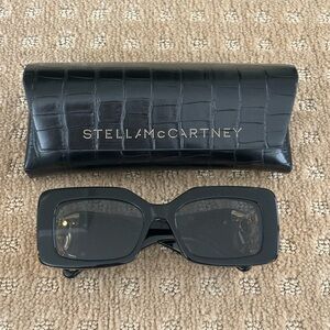 Stella McCartney Chunky Chain Sunglasses